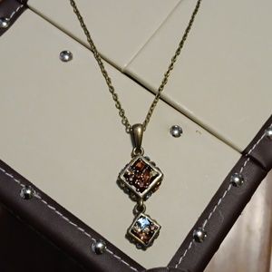 Beautiful crystal bronze necklace